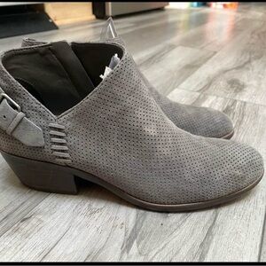 Vince Camuto Gray Women's Ankle Boots